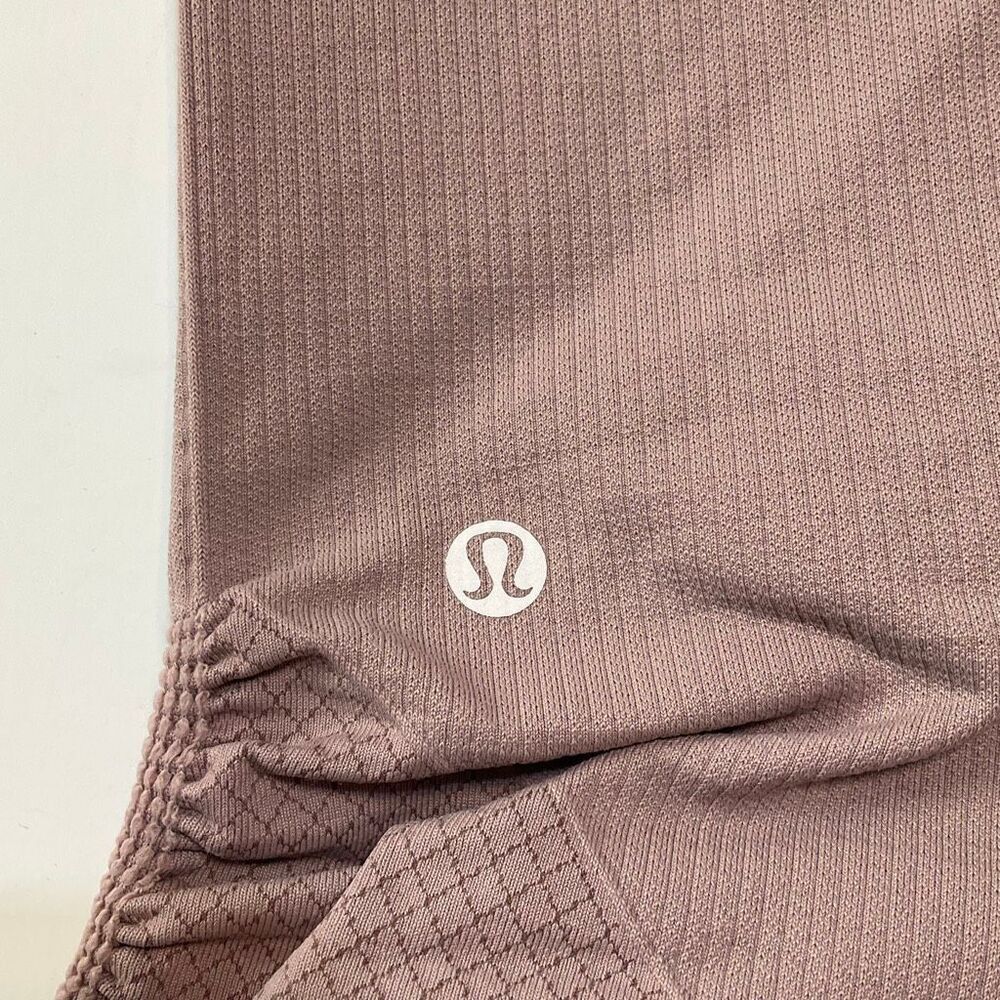 Lululemon Awakening Crop Leggings, Size 4, Mauve gorpcore yoga - Picture 7 of 13